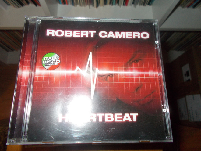 CD ROBERT CAMERO ** HEARTBEAT **
