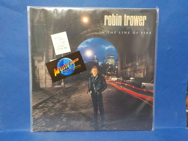 ROBIN TROWER - IN THE LINE OF FIRE EX+/EX+ U.S -90 LP