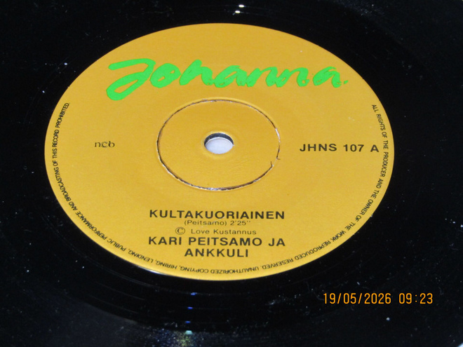*7"* KARI PEITSAMO Kultakuoriainen