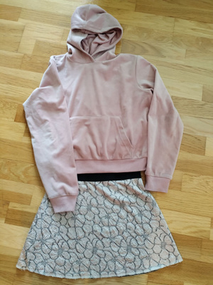 KappAhl velouri huppari + hame setti koko 146 / 152 !