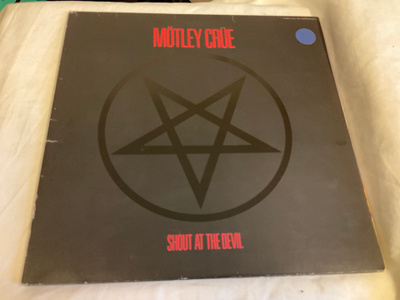 Mötley Crüe - Shout At the Devil (LP)
