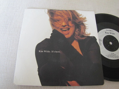 Kim Wilde It's here 7 45 UK 1990