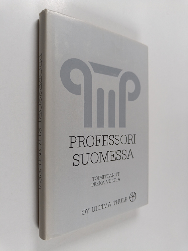 Pekka (toim.) Vuoria : Professori Suomessa (signeerattu)