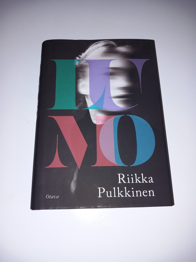 Lumo - Riikka Pulkkinen