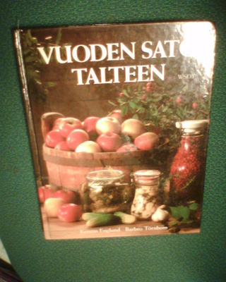 Englund : VUODEN SATO TALTEEN (Sis.pk:t)
