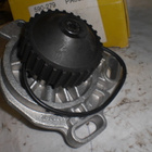 Audi 90 vm 88-93 vesipumppu - pikkukuva 2