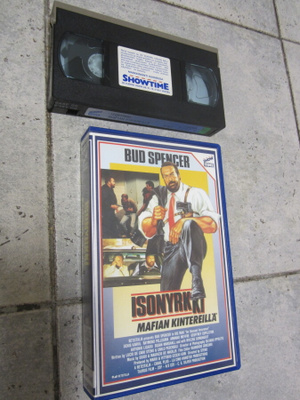 Isonyrkki mafian kintereillä (1988) bud spencer