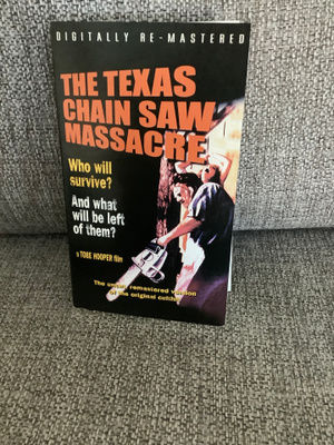 THE TEXAS CHAIN SAW MASSACRE (VHS)