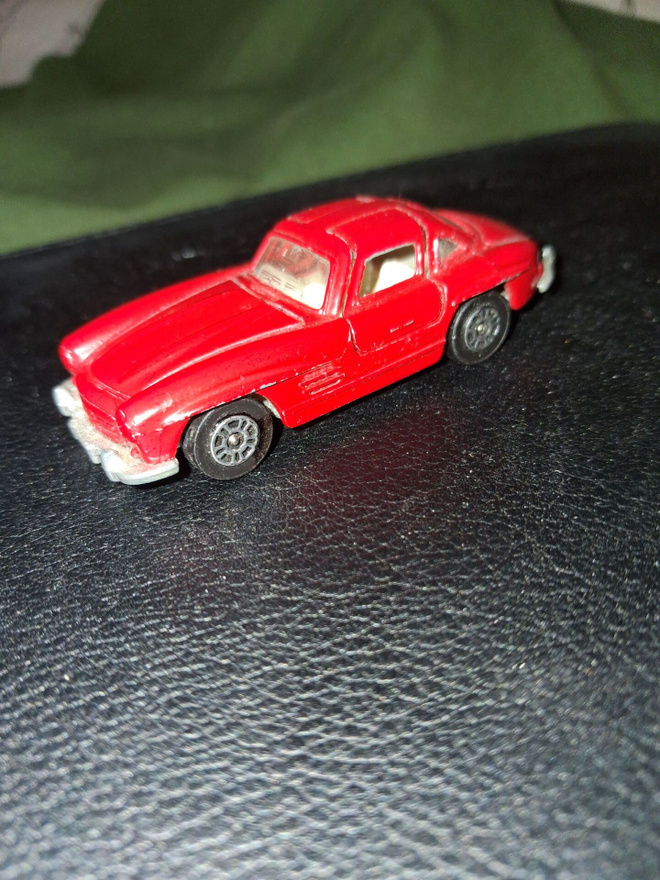Corgi Mercedes Benz 300 SL   Pikkuauto