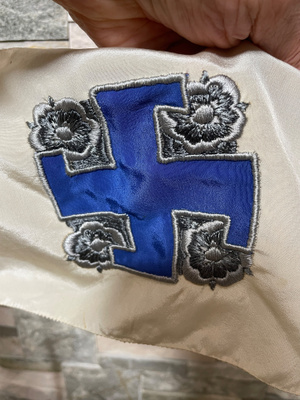 Lotta Svärd brooderattu pöytälippu