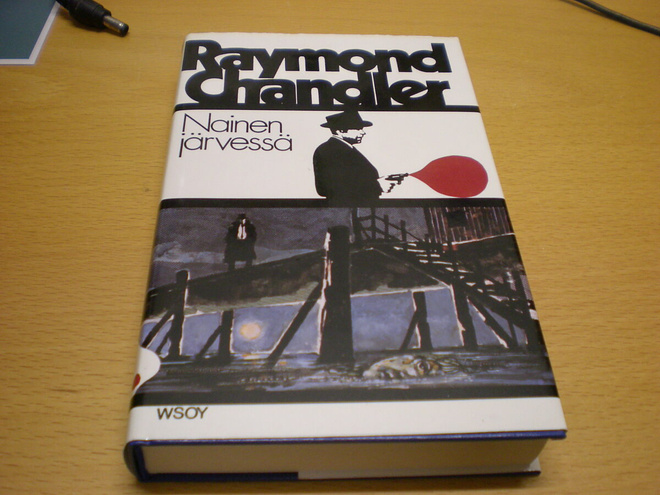 Raymond Chandler: Nainen järvessä