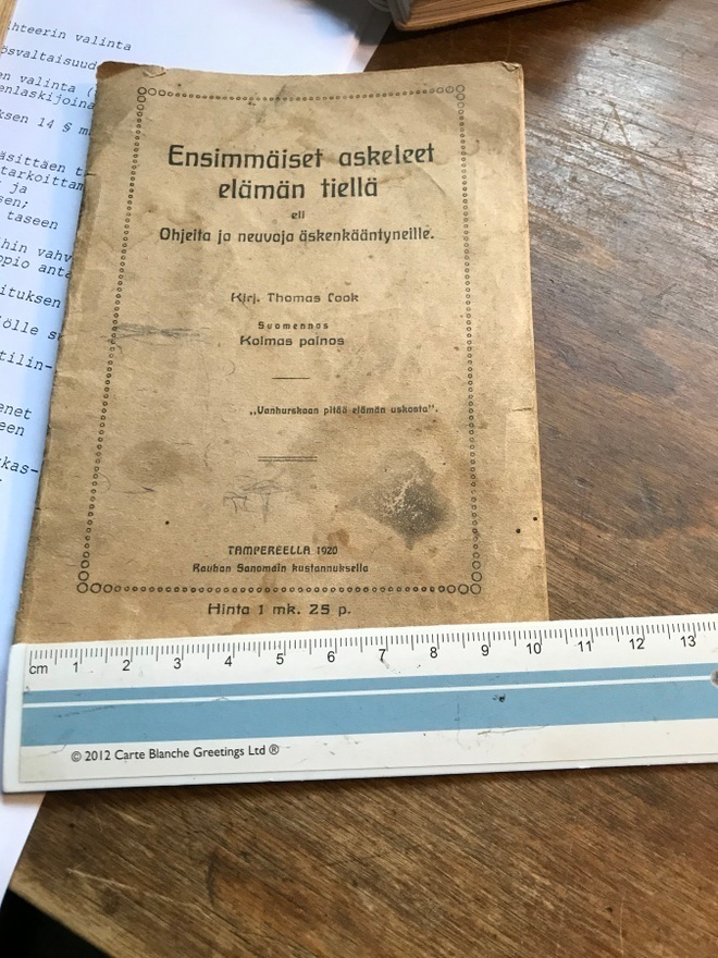 Ensimmäiset askeleet elämäntiellä