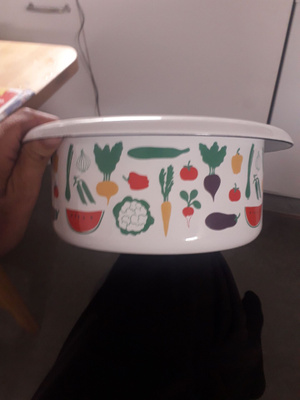 Finel vegetaria emalikattila/kulho