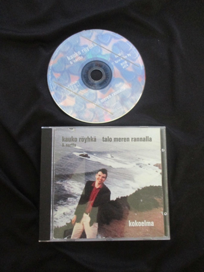 KAUKO RÖYHKÄ - talo meren rannalla . kokoelma : RAOO2