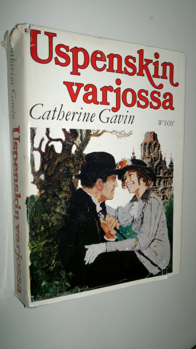 Gatherine Gavin : Uspenskin varjossa