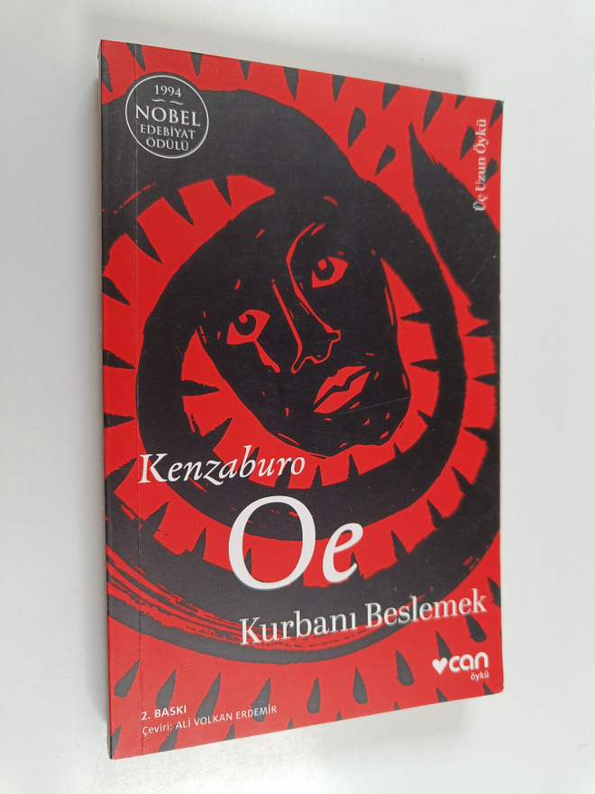 Kenzaburo Oe : Kurbani Beslemek