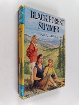Mabel Esther Allan : Black forest summer
