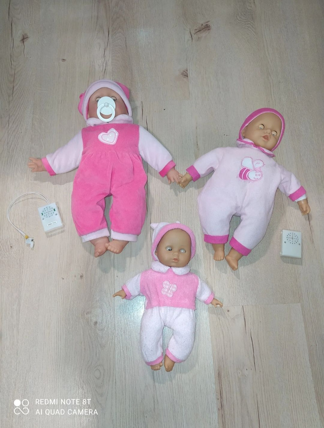 3 nukkea 4e kpl