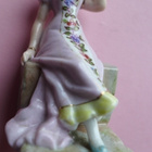 Figuuri posliinia nainen vuodelta 1899 ,korkeus 8cm - pikkukuva 1