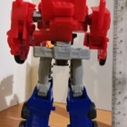 Cyberverse Optimus Prime ja kirves - pikkukuva 3