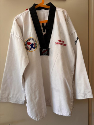 Kamppailulajit takki taekwondo