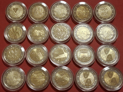 20 x 2 € Suomi UNC/PROOF, eri vuosia, ei todistuksia.