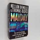Nelson DeMille ym. : Mayday - pikkukuva 1