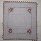 Käsinkirjailtu vanha mummolan pöytäliina 88 x 78 cm - pikkukuva 1