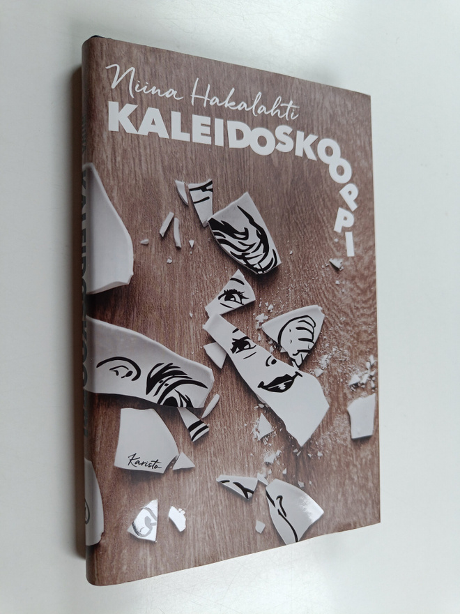 Niina Hakalahti : Kaleidoskooppi