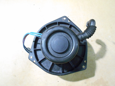 Puhallinmoottori 48721-30350. Nissan Primera P10, 1990-1996