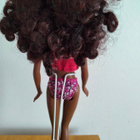 Barbie tummaihonen kaunotar+ standi. - pikkukuva 3