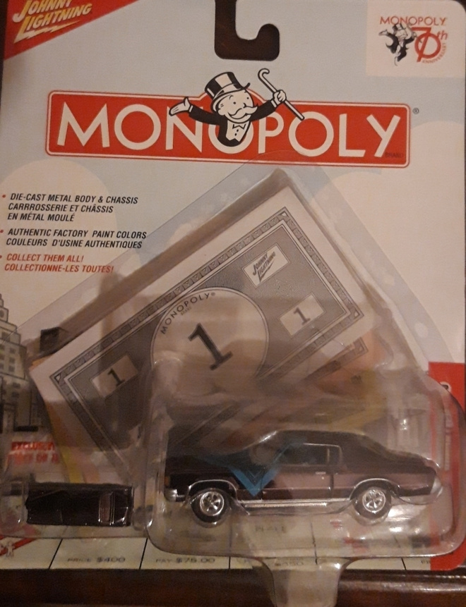 Johnny Lightning  1 64 Pontiac Grand Prix 1971 MINT