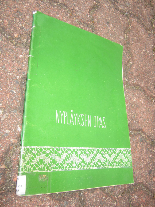 NYPLÄYKSEN OPAS - 1.p v 1966