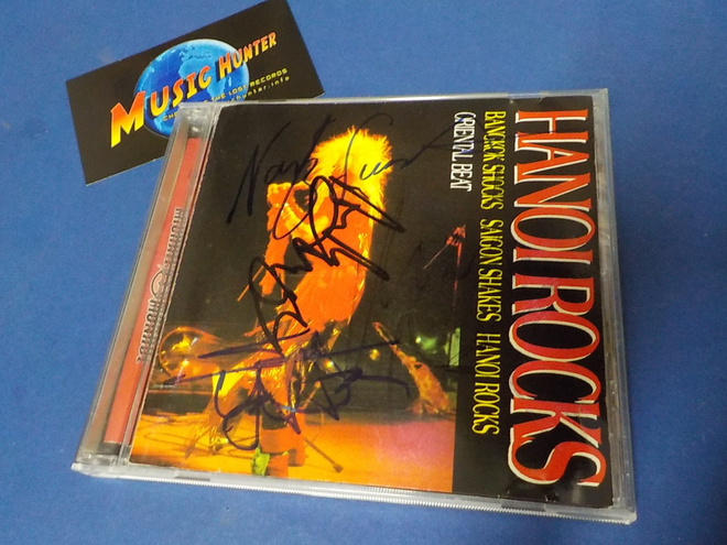 HANOI ROCKS - BANGKOK SHOCKS.. CD NELJÄLLÄ NIMMARILLA