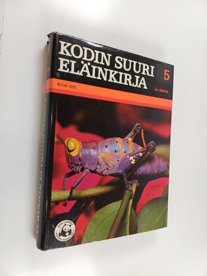 Kaija Kangasniemi ym. : Kodin suuri eläinkirja 5