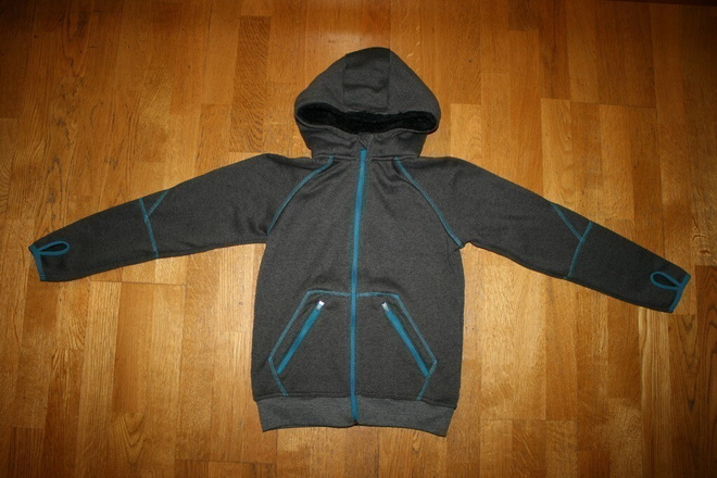 H&M Sport tummanharmaa neulefleece 134-140