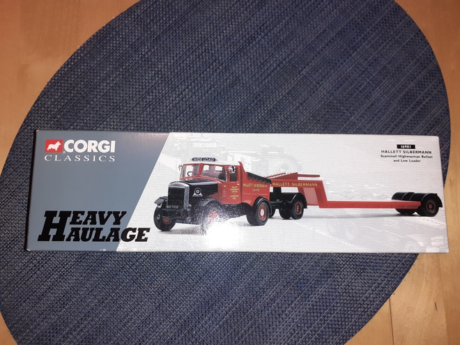 Corgi classic heavy haulage kuormuri hinuri 1:50 metallia
