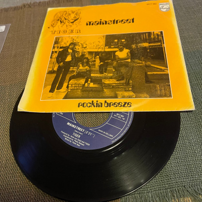 TIGER: Rockin Breeze * Mainstreet. * HOL 1980