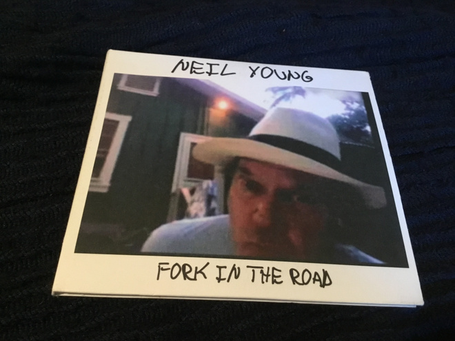 Neil Young Fork in The road cd plus Dvd 2009