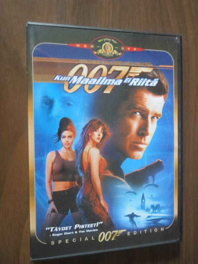 007 Kun maailma ei riitä DVD