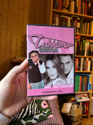 Tuhkimotarina kausi 1 dvd boksi