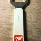PepsiCola ja 7up vanhat pullonavaajat - pikkukuva 1