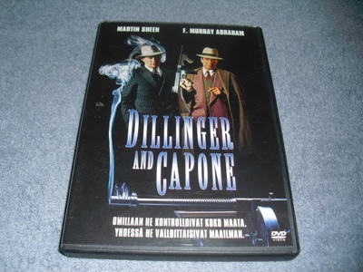 DILLINGER JA CAPONE (Martin Sheen) 1995***