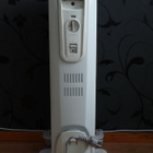 Öljytäytteinen sähköpatteri DeLonghi, 1000 W - pikkukuva 2