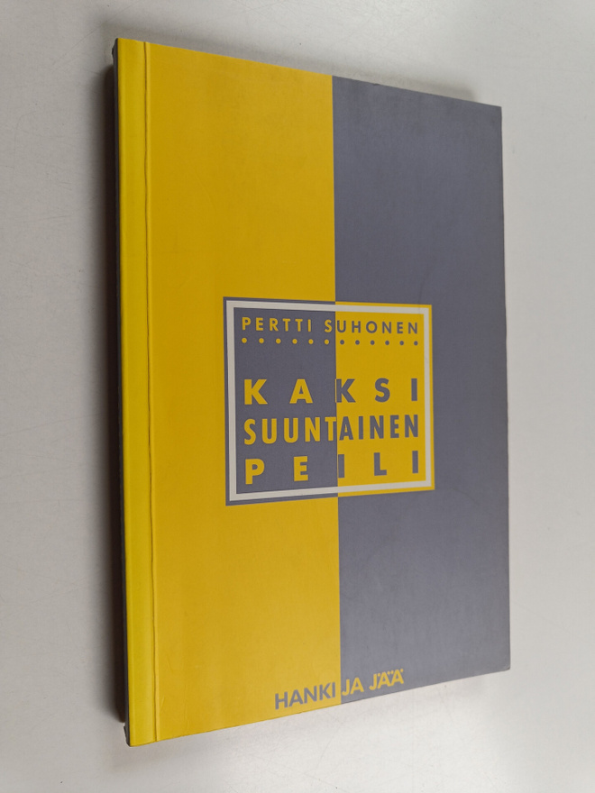 Pertti Suhonen : Kaksisuuntainen peili : mielipidetutkimu...