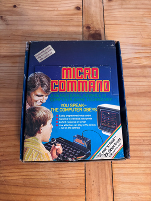 Micro Command ZX Spectrum – puheohjausyksikkö, retro