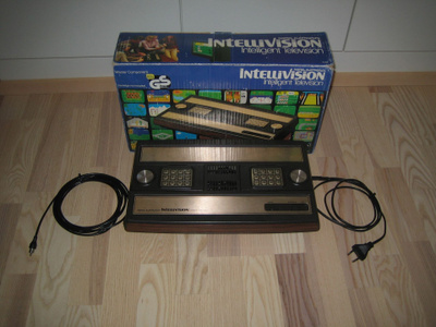 Mattel Electronics Intellivision Konsoli