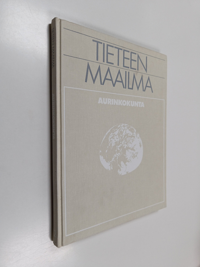 Iain ym. Nicolson : Tieteen maailma 2 : Aurinkokunta