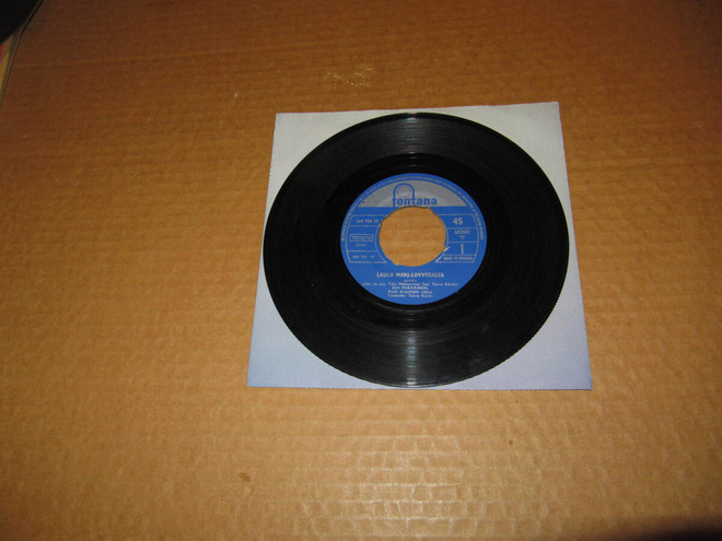Esa Pakarinen 7" Aulu Marj-Lovviisasta/Helena ja Heluna 1966