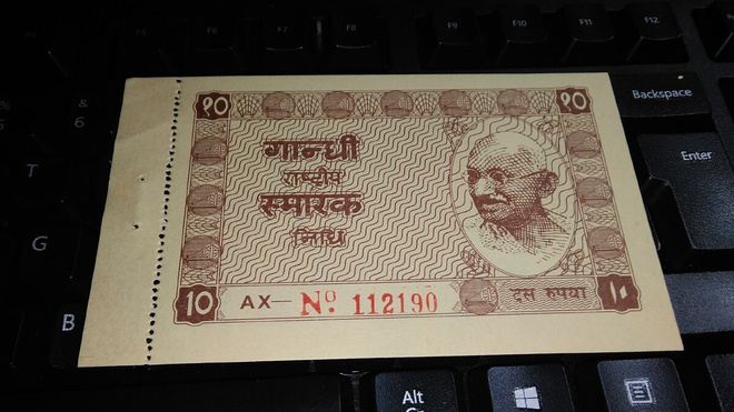 India Intia Gandhi kylaraha 10 Rupees UNC